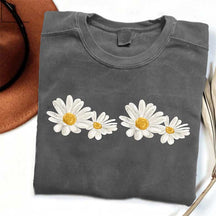 Daisy Summer Birth Month Flower T-Shirt