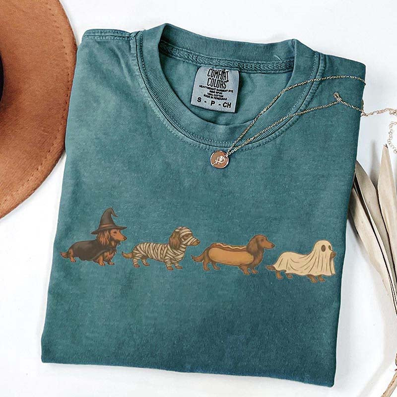 Vintage Art Dachshund Halloween T-Shirt
