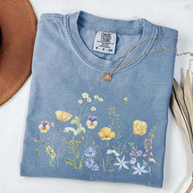 Vintage Flowers Bee Botanical Floral T-Shirt