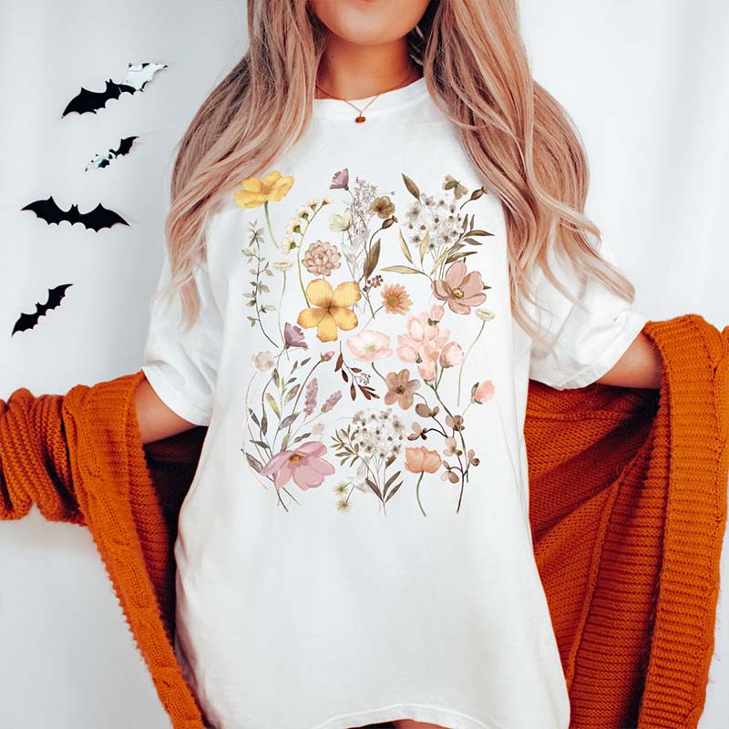 Pressed Flowers Vintage Nature Lover T-Shirt