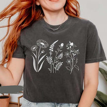 Minimalist Botanical Line Art Wildflower T-Shirt