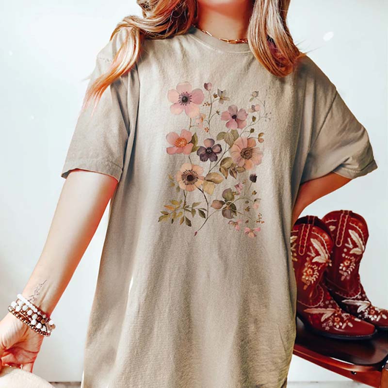 Retro Boho Botanical Pressed Flowers T-Shirt