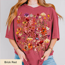 Vintage Pressed Flowers Market Boho Cottagecore T-Shirt