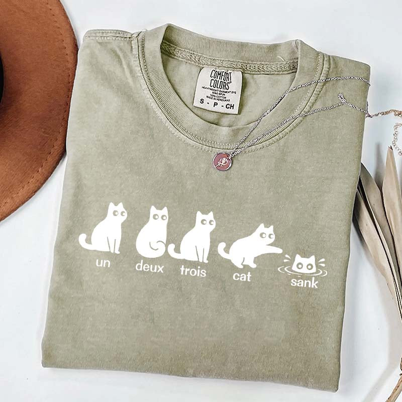 Un Deux Trois Cat Cute T-Shirt