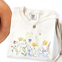 Vintage Flowers Bee Botanical Floral T-Shirt