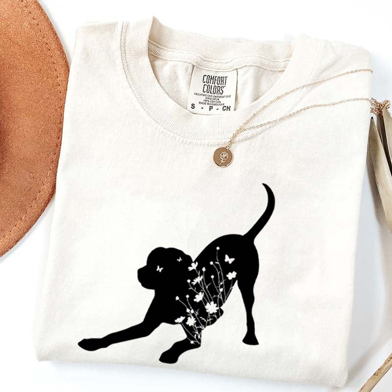 Black Lab Mom Labrador Dog Flowers T-Shirt