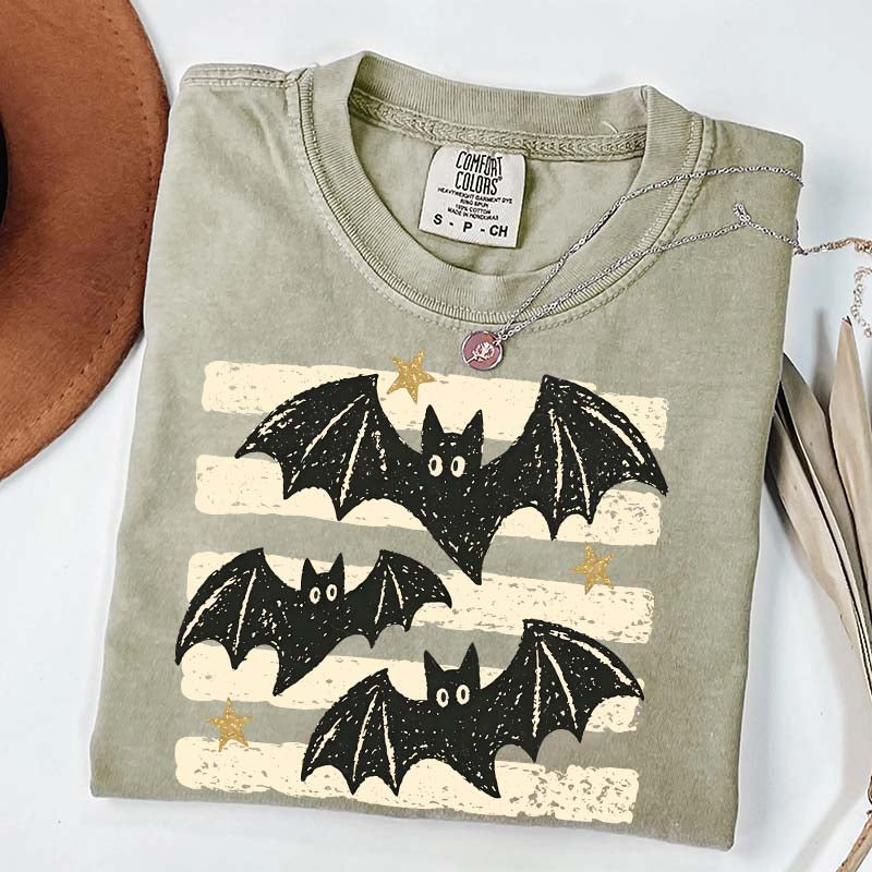 Vintage Bat Halloween T-Shirt