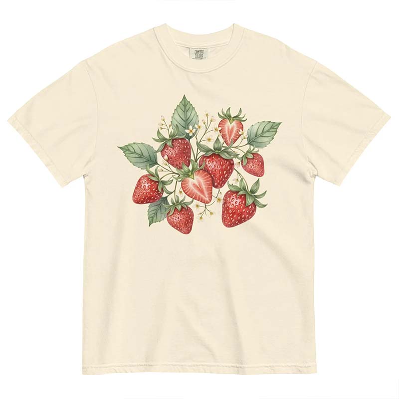 Vintage Strawberry Plant Botanical T-Shirt