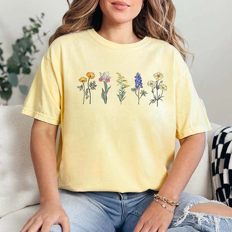 Wildflower Nature Best Friend Gift T-Shirt