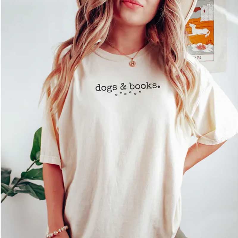 Dogs and Books Reading Librarian T-Shirt