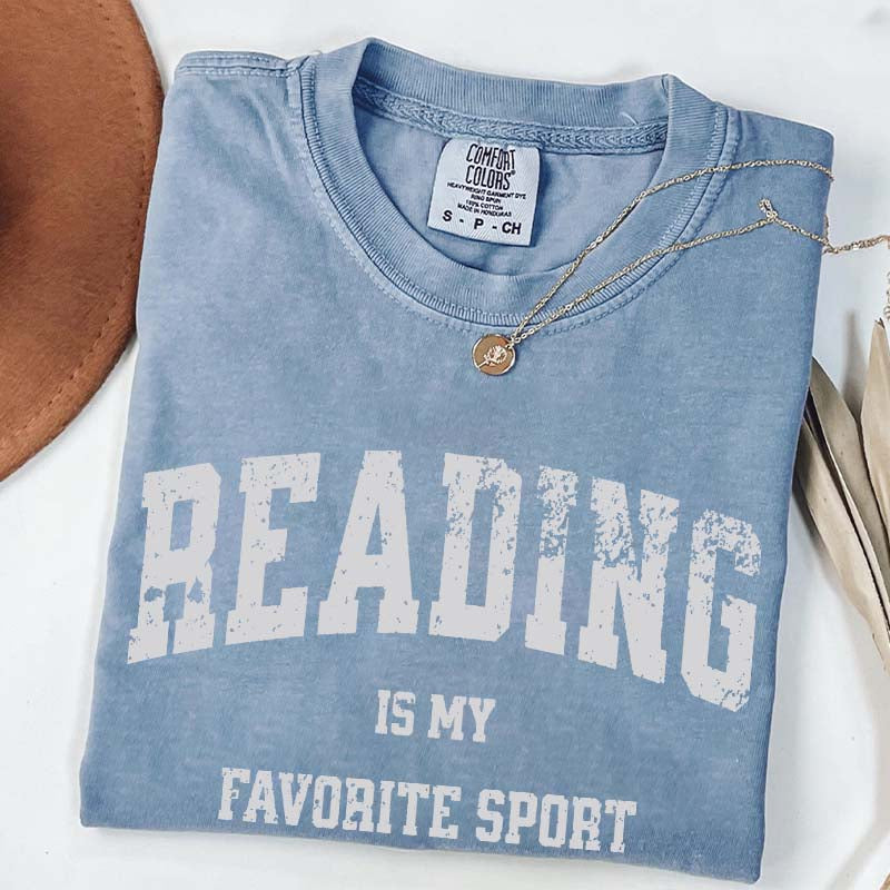 Retro Reading Is My Favorite Sport Cute T-Shirt