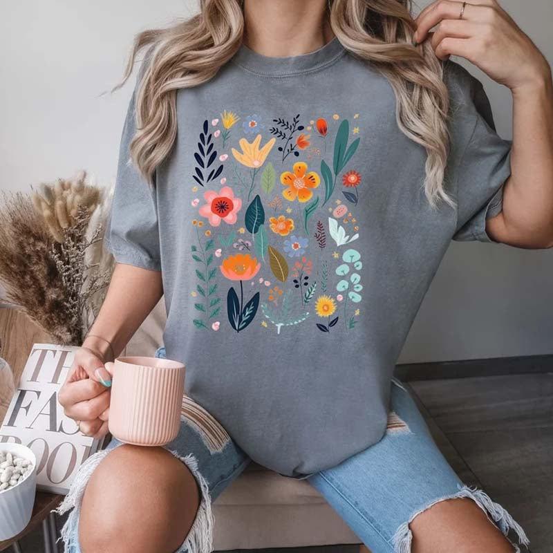 Comfort Colors Retro Flower Summer T-Shirt