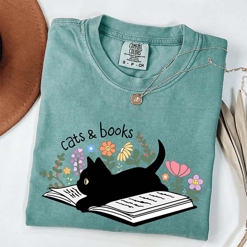 Cats & Books T-Shirt
