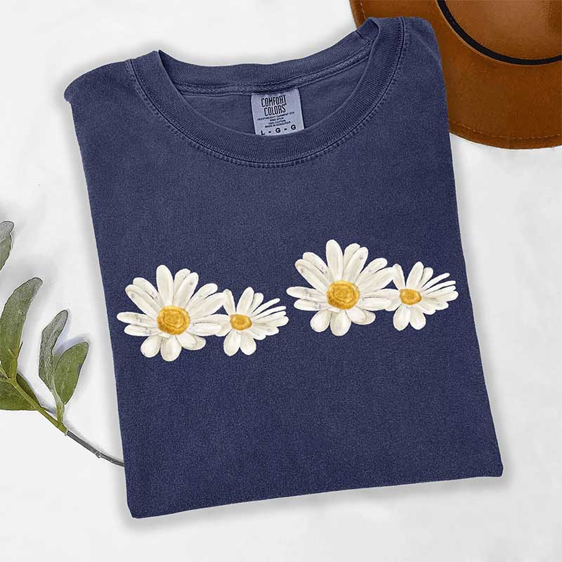 Daisy Summer Birth Month Flower T-Shirt