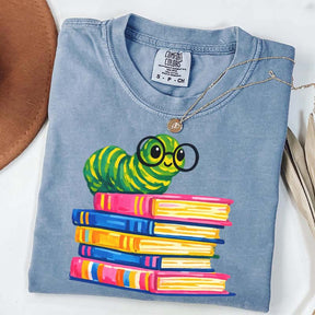 Cute Reading Worm Bookworm Lover T-Shirt