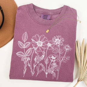 Vintage Pressed Flowers Gardener Floral T-Shirt