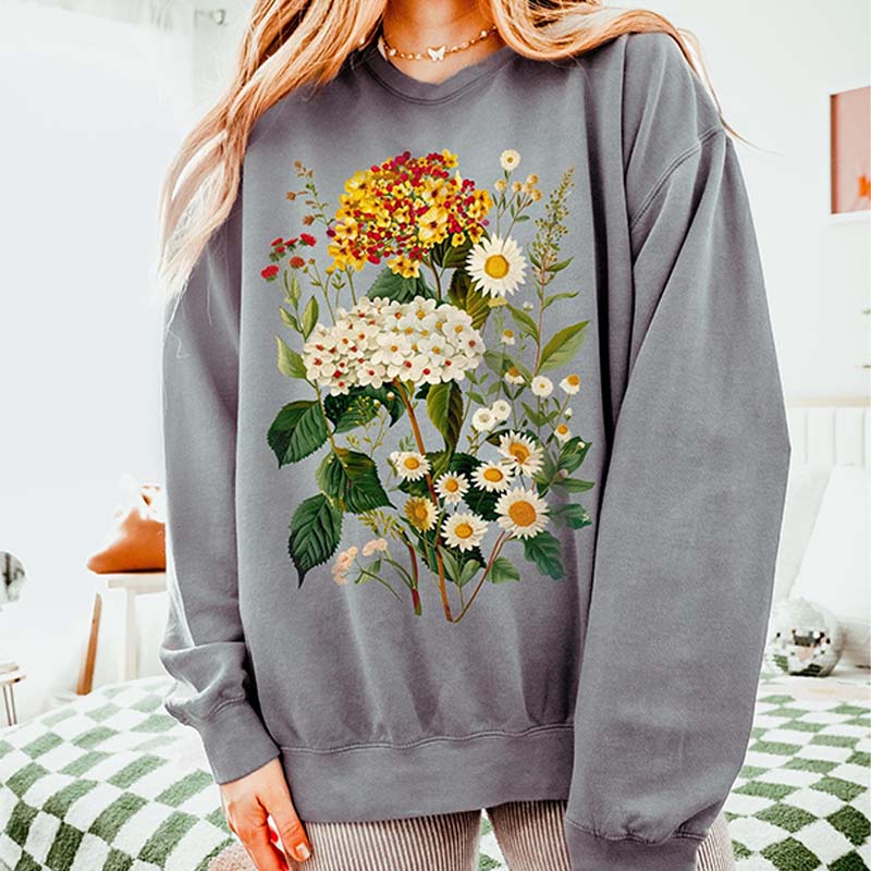 Hydrangeas Daisies Vintage Pressed Flowers Sweatshirt