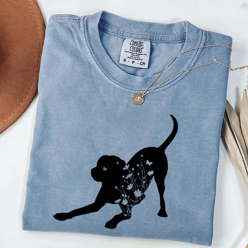 Black Lab Mom Labrador Dog Flowers T-Shirt