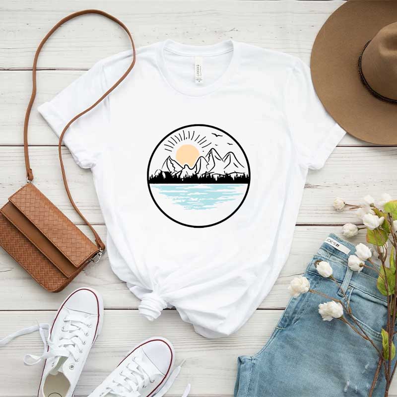 Mountain Lake Graphic Simple T-Shirt