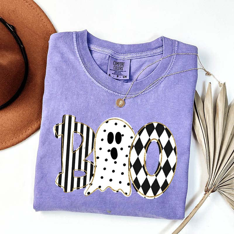 Retro Ghost Boo Halloween Black And White T-Shirt