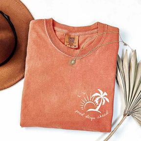 Cute Beach Vacation Summer Minimalist T-Shirt