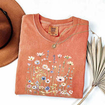 Minimal Floral Nature Inspired Botanical T-Shirt