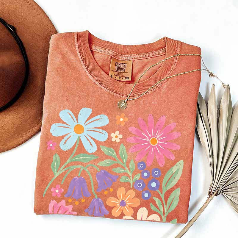 Retro Floral Vintage Folk Art Flower Boho Pink Flowers T-Shirt