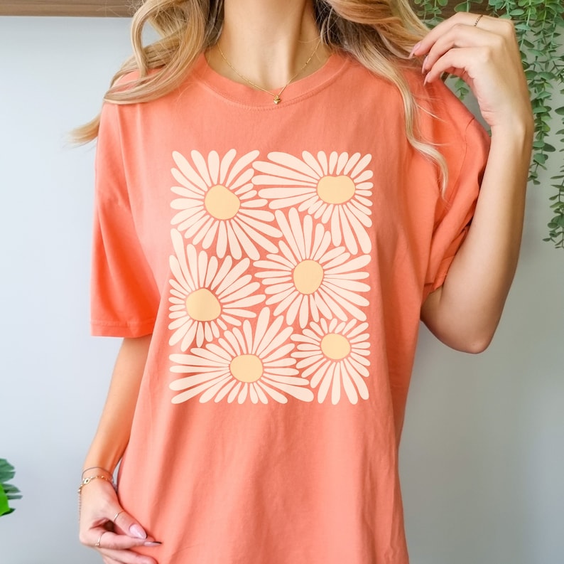 T-shirt graphique tendance à fleurs Daisy