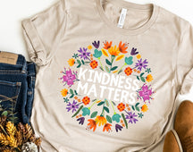 La gentillesse compte Tshirt Boho Floral être gentil Tee