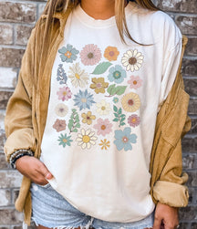 Grooviges Blumen-T-Shirt, Boho-Wildblumen-Shirt