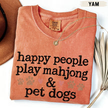 Comfort Happy People Play Mahjong & Pet Dogs T-Shirt