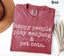 Comfort Happy People Play Mahjong & Pet Cats T-Shirt