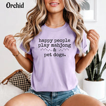 Comfort Happy People Play Mahjong&Pet Dogs T-Shirt
