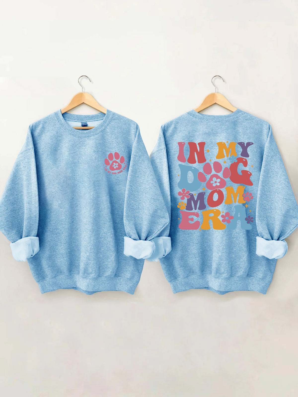 Dans mon chien Mom Era Sweatshirt