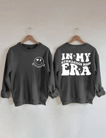 In meinem Gymnastics Mom Era Sweatshirt 