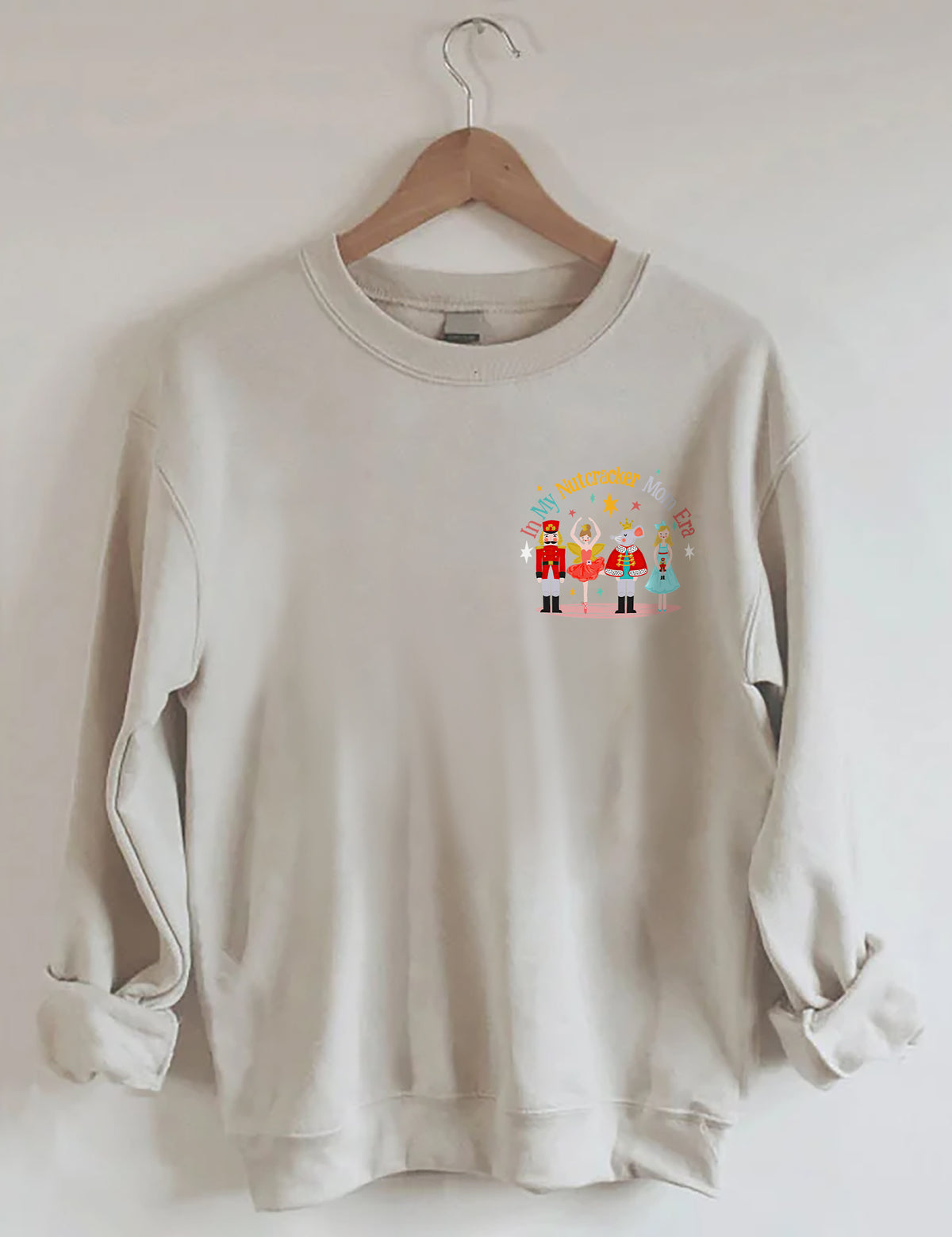 Dans mon Nutcracker Mom Era Sweatshirt