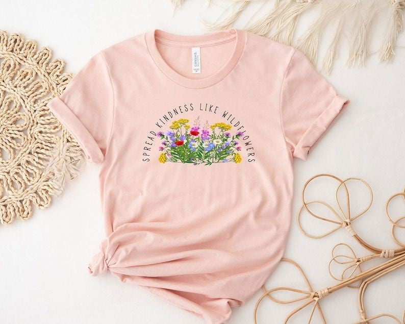 T-shirt graphique floral esthétique