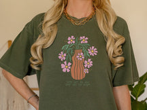 T-Shirt mit Boho-Blumenvasen-Print