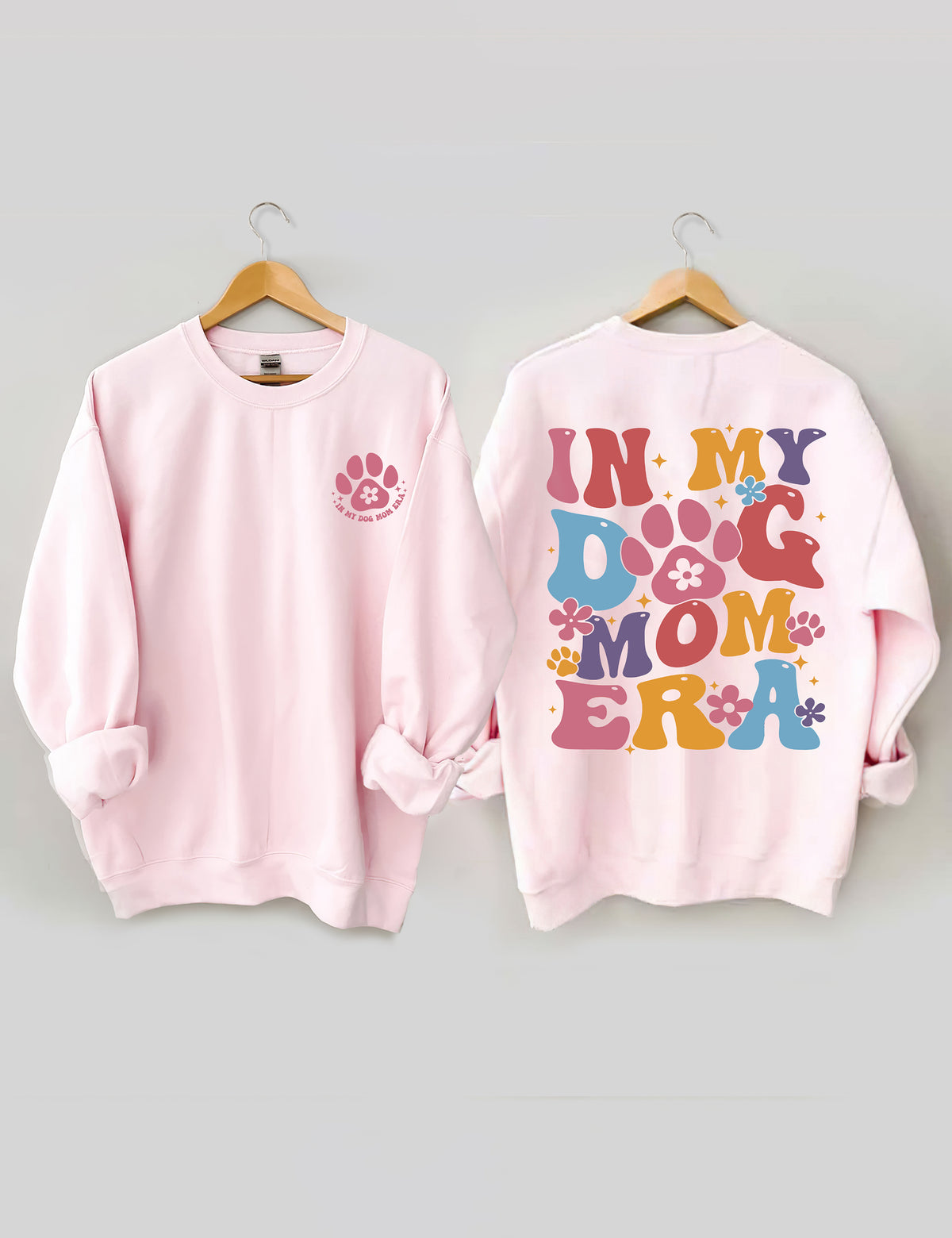 Dans mon chien Mom Era Sweatshirt