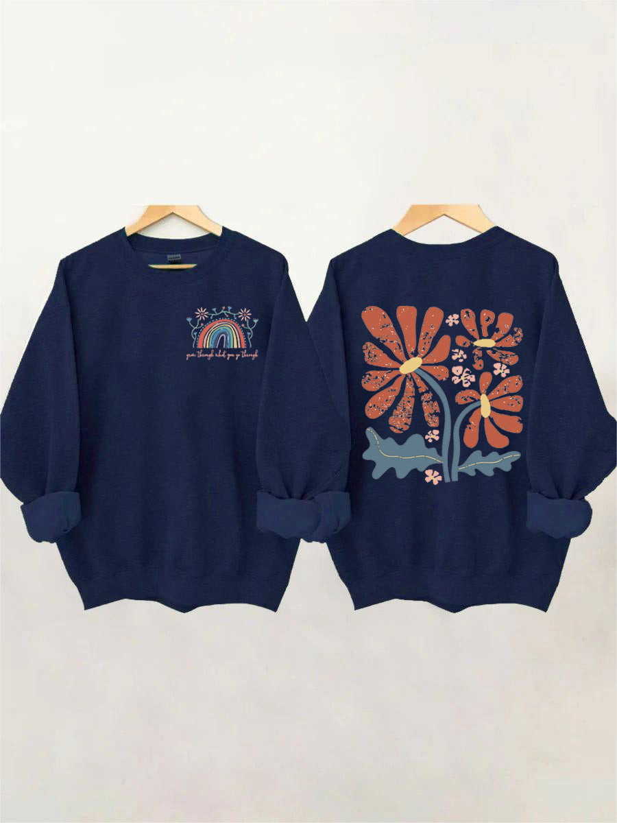 Croître à travers ce que vous allez à travers Boho Flowers Sweatshirt