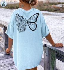 Bequemes T-Shirt mit floralem Schmetterlingsmuster und Rundhalsausschnitt